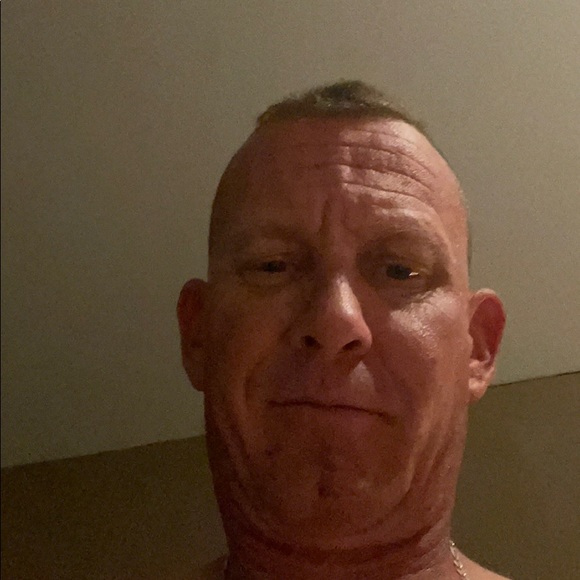 Meet your Posher, Julien - Picture 1 of 1